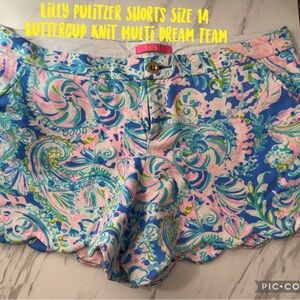 Lilly Pulitzer Women's Blue and Pink Shorts